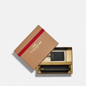 Coach Boxed Pencil Case And Id Lanyard Set In Signature Leather - Women's Accessories - Gold / Black | HTVC0044