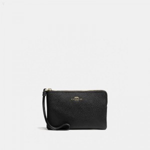 Coach Corner Zip Wristlet - Women's Wallets - Gold / Black | TYMB8438