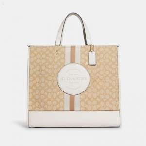 Coach Dempsey Tote 40 In Signature Jacquard With Stripe And Coach Patch - Women's Tote Bags - Gold / Light Khaki | GUSN3505
