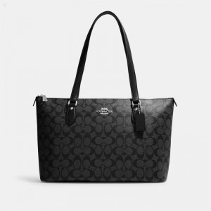 Coach Gallery Tote In Signature Canvas - Women's Tote Bags - Silver / Graphite / Black | OOKL4884